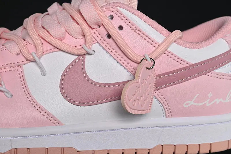 All Categories Nk SB Dunk Series Nk SB Dunk Low Low-top sneakers Nike SB Dunk Low White Pink Straps Low-top casual sneakers DO6485-600